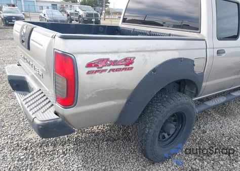 2001 Nissan Frontier Xe-V6 from USA, damaged, VIN 1N6ED27YX1C366689